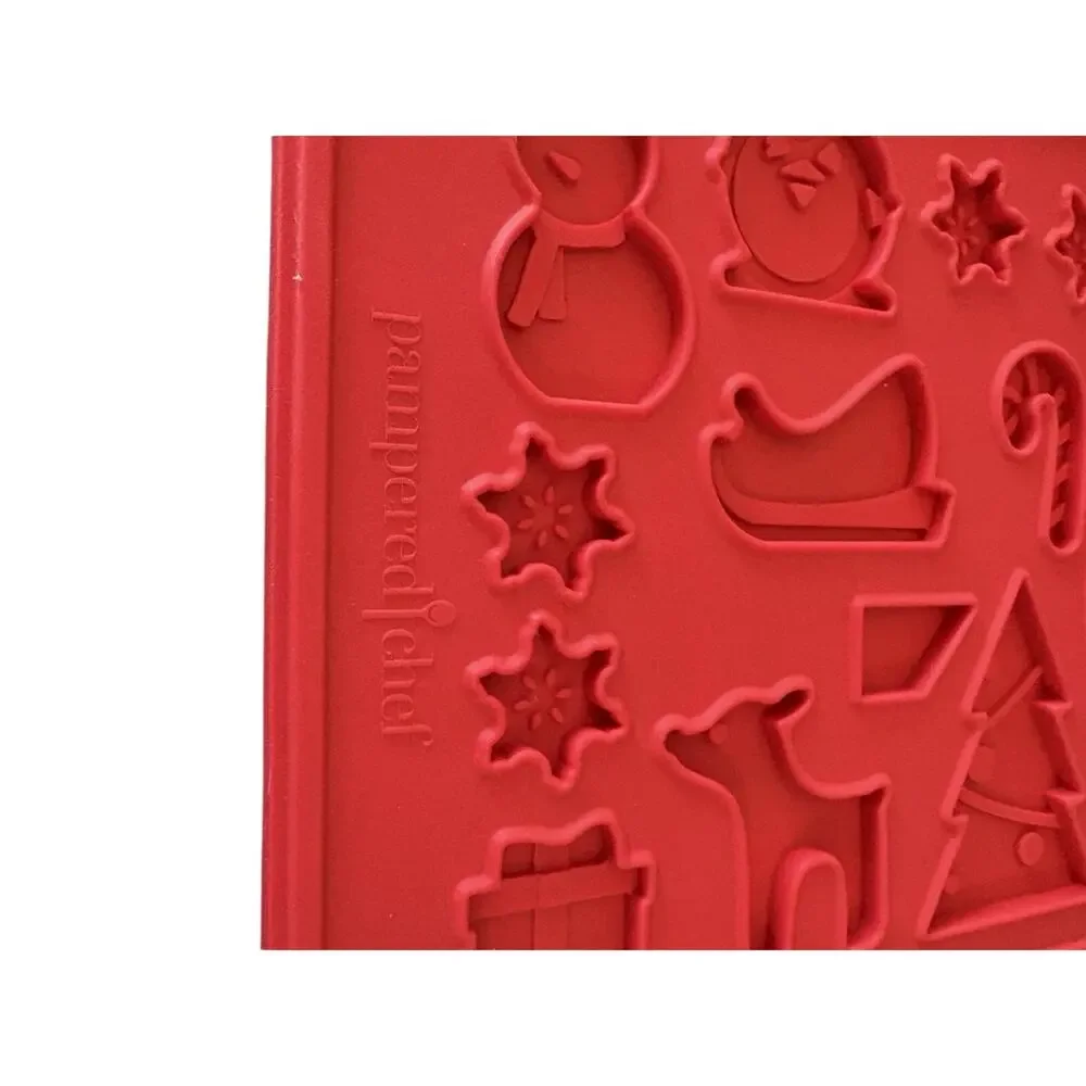 Pampered Chef Silicone Candy / Fondant Mold Christmas Holiday gingerbread house